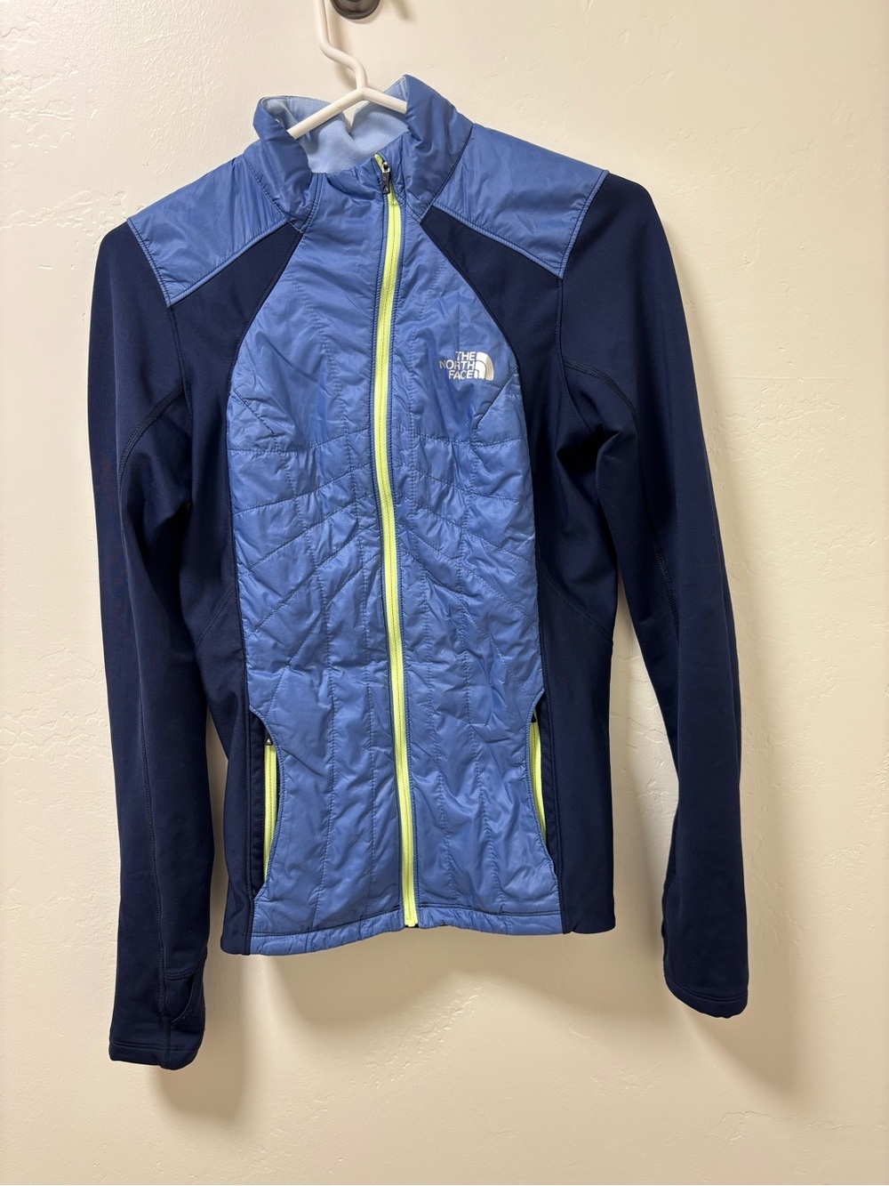 The North Face Women's Two-Tone Blue Insulated Softshell Jacket
